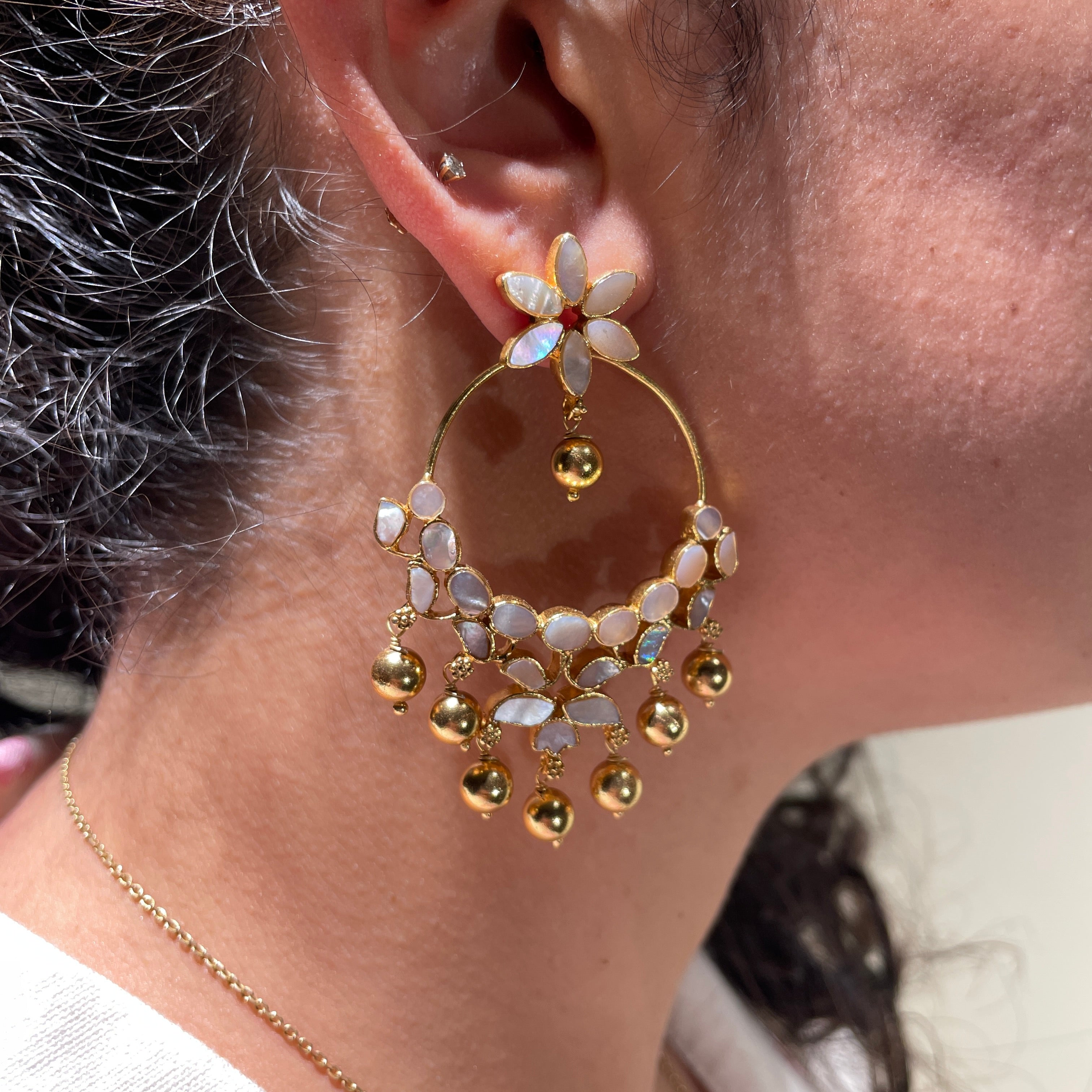 Angoorbalis - Mother of Pearl with Gold Drops