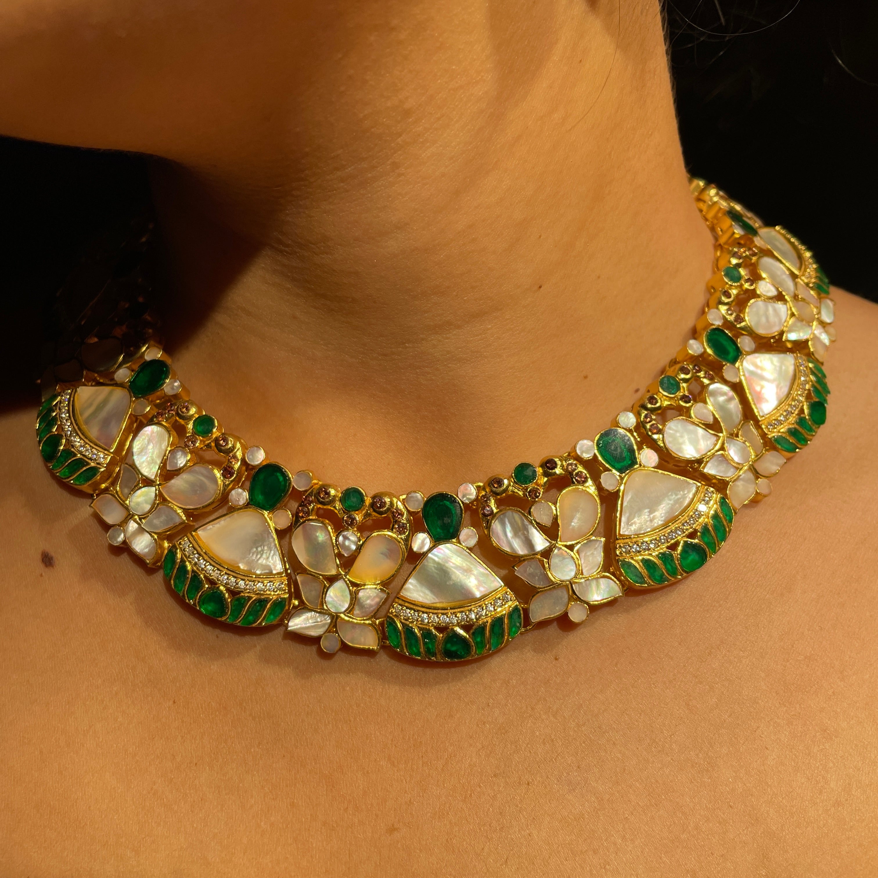 Mother of Pearl Bloom Garland