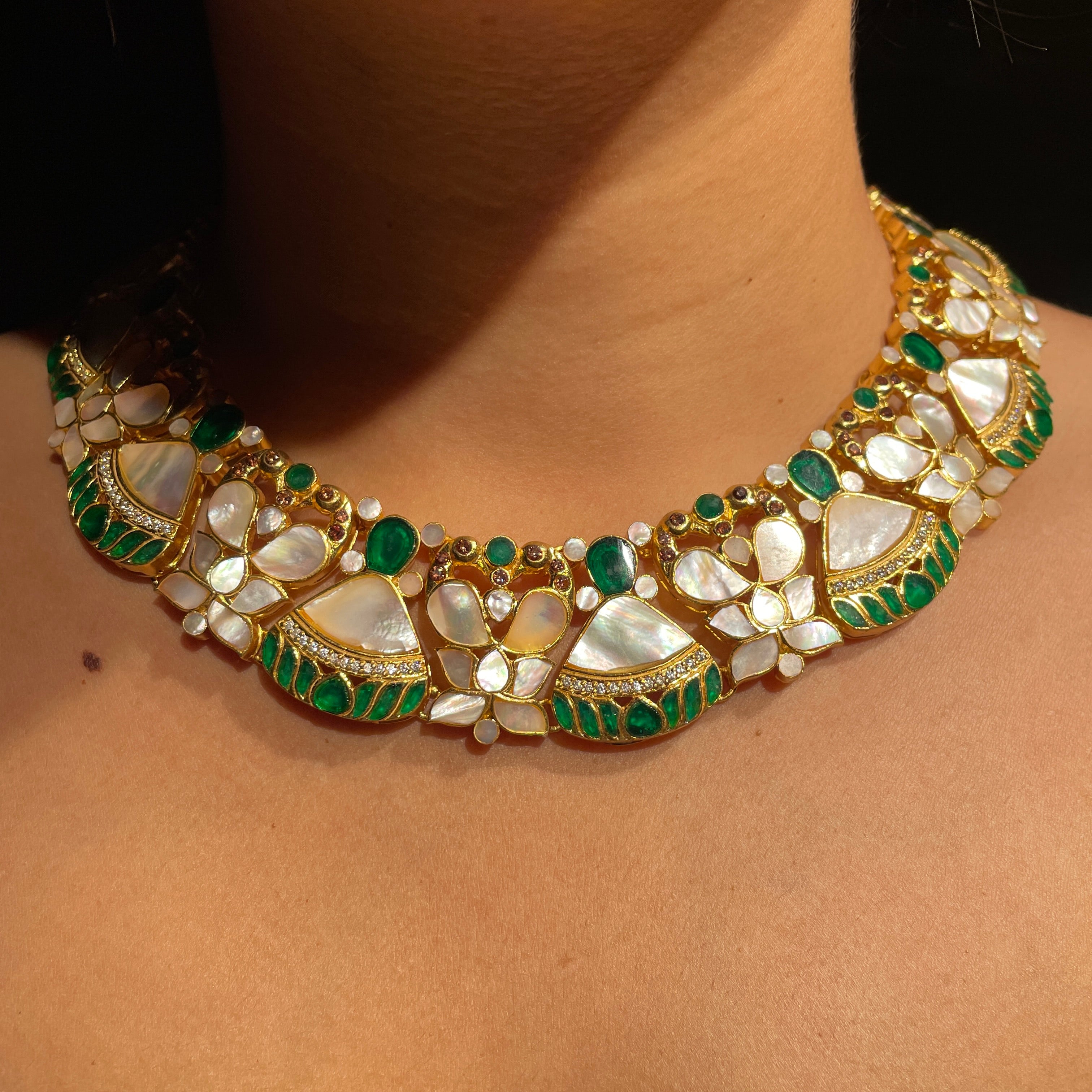 Mother of Pearl Bloom Garland