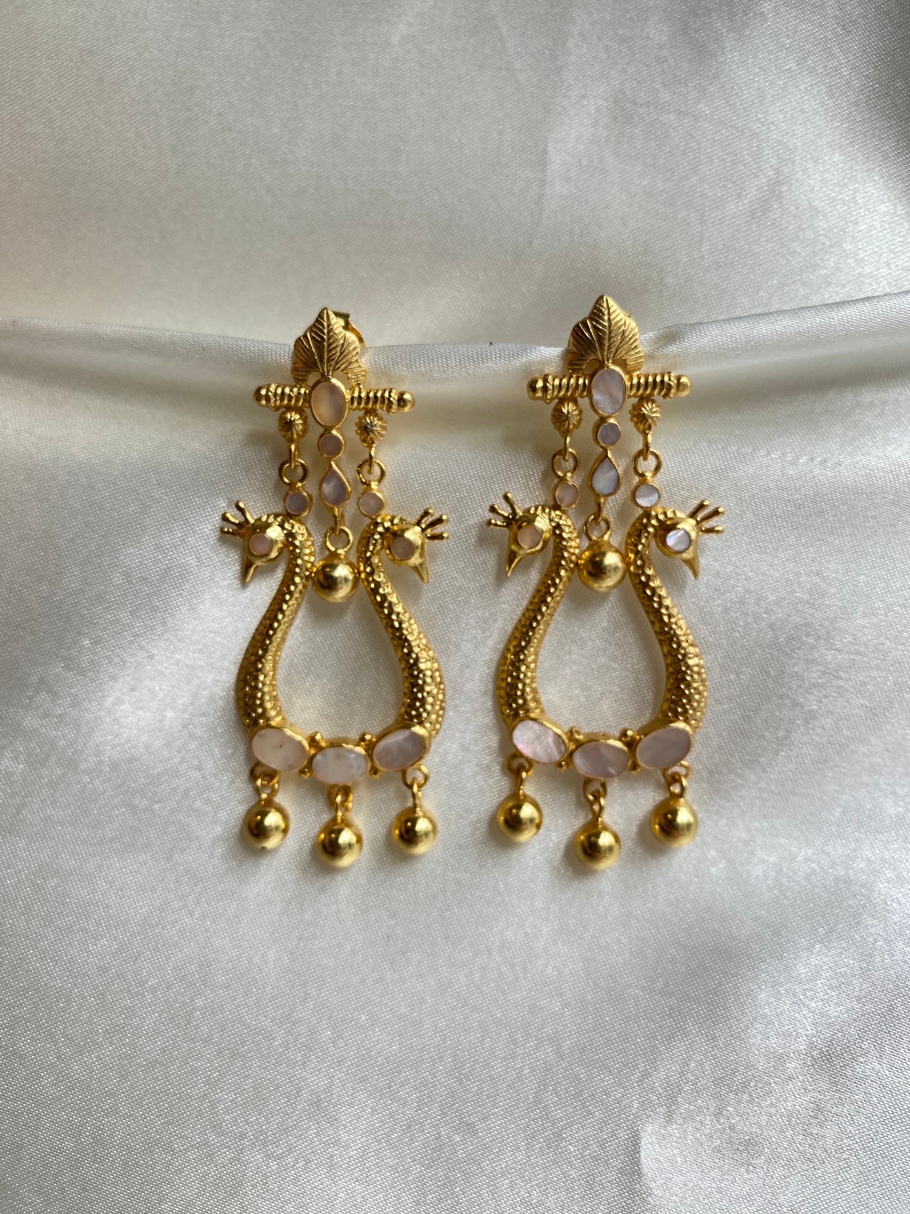 Navi Peacock Earring - Mother of Pearl