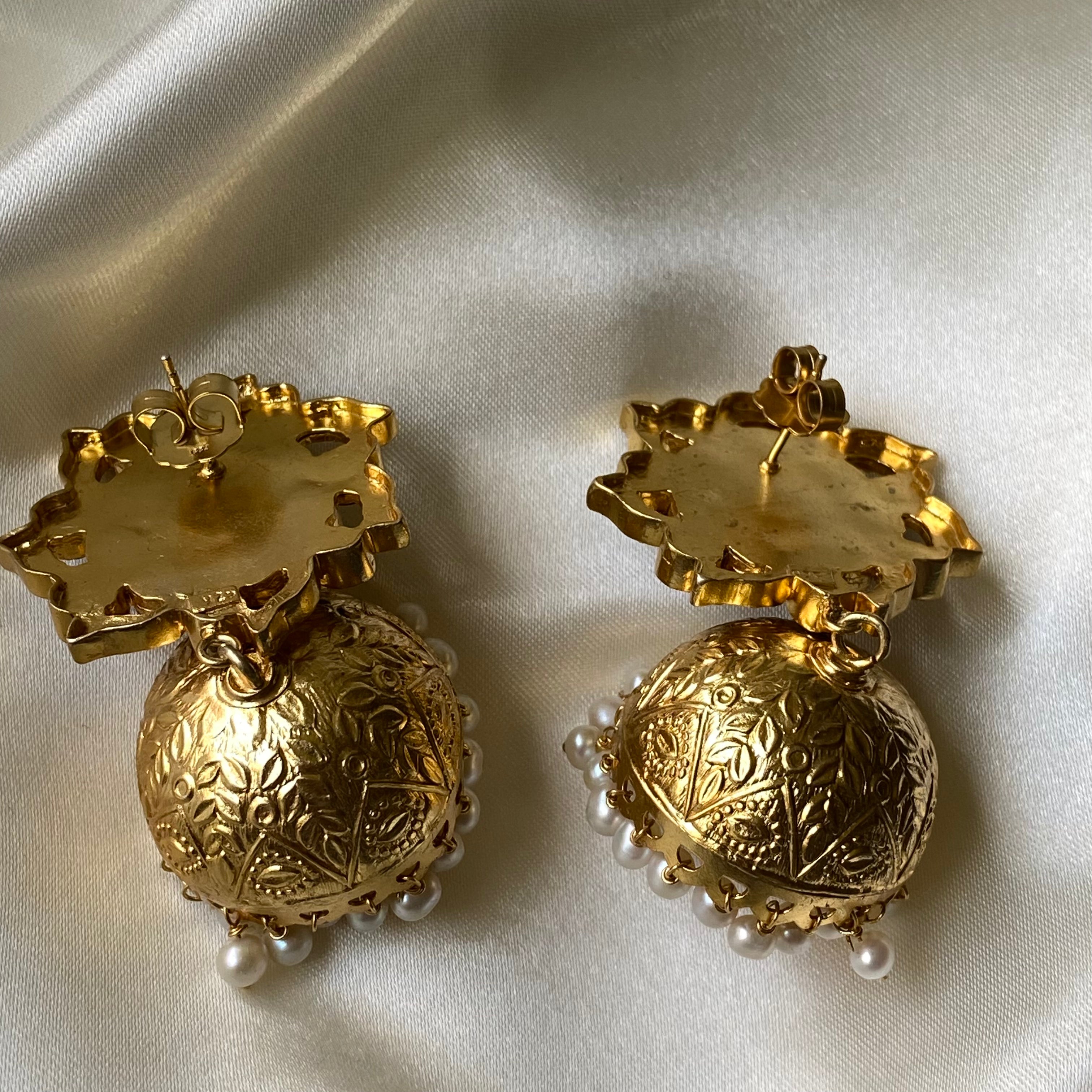 Tricolor Elegance Jhumka