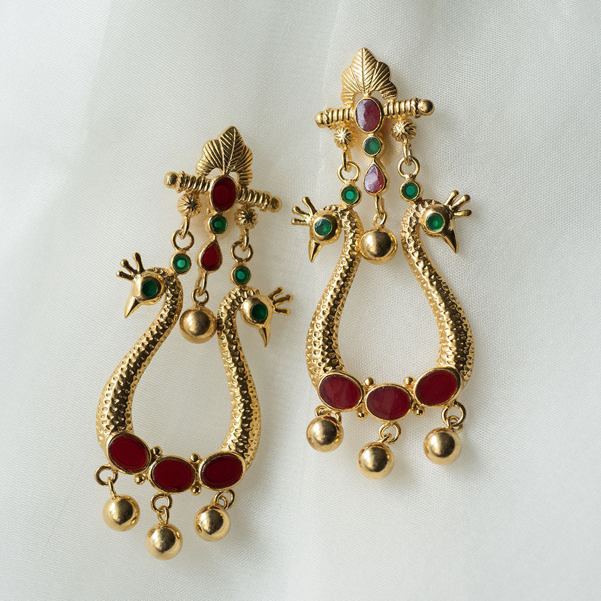 Navi Peacock Earrings - Red & green