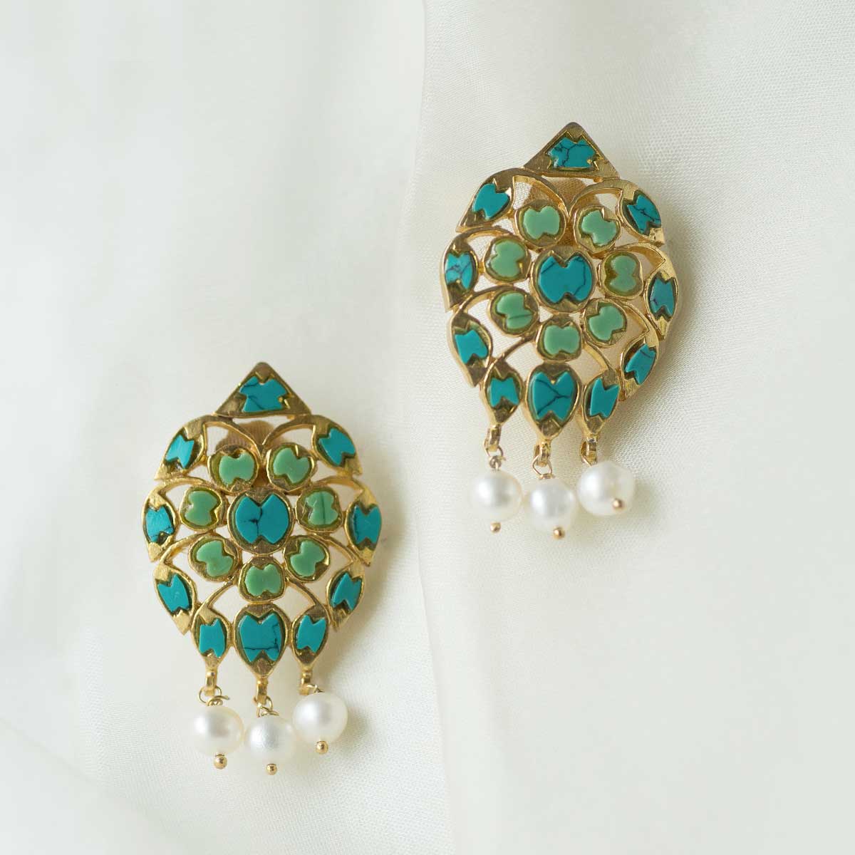 Leaf Studs - Turquoise