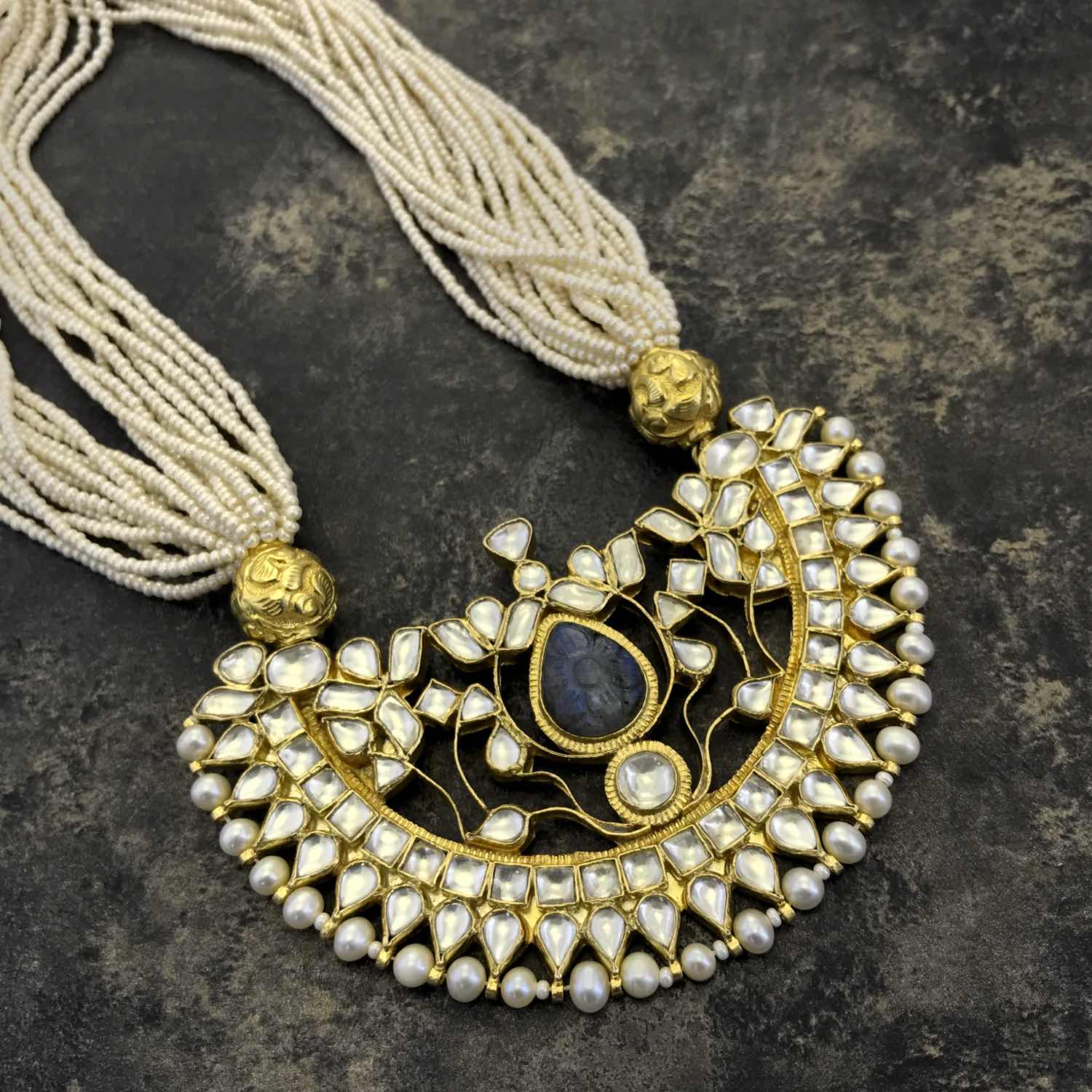 Chandrama Pendant Set