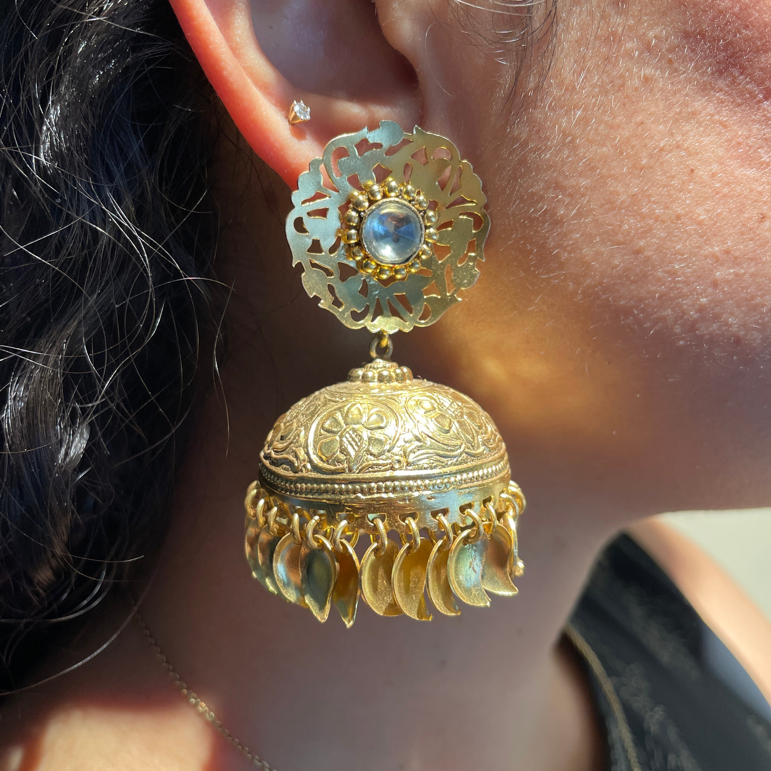 Kundan Majesty Jhumkas