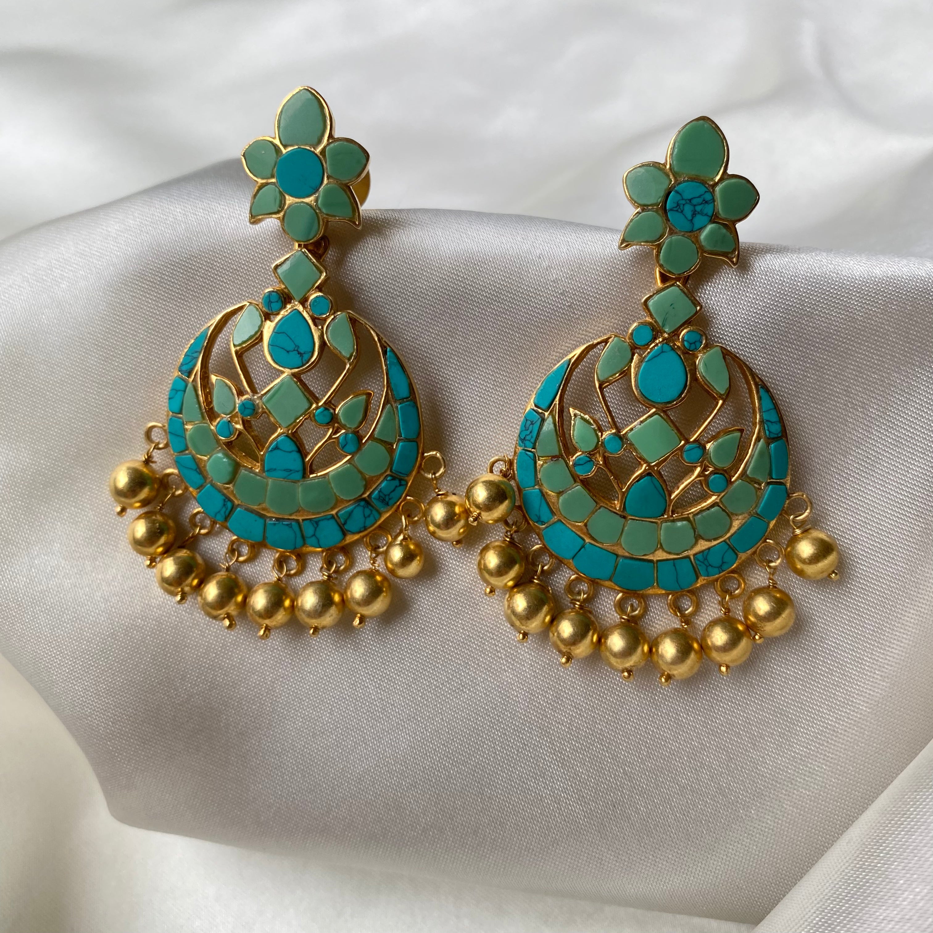 Jasmine Bali earrings - Turquoise Gold Drop