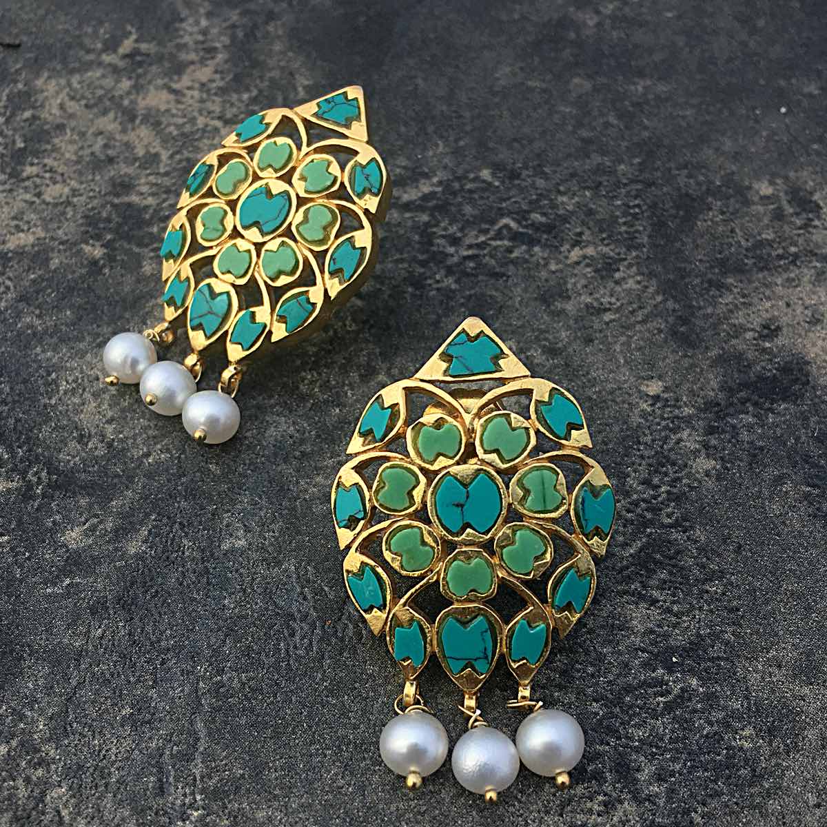 Leaf Studs - Turquoise